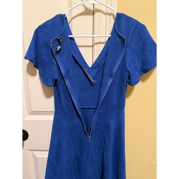 Lord & Taylor Design Lab Blue Faux Suede V-Neck Minin Dress Women's Size Small - Picture 5 of 9